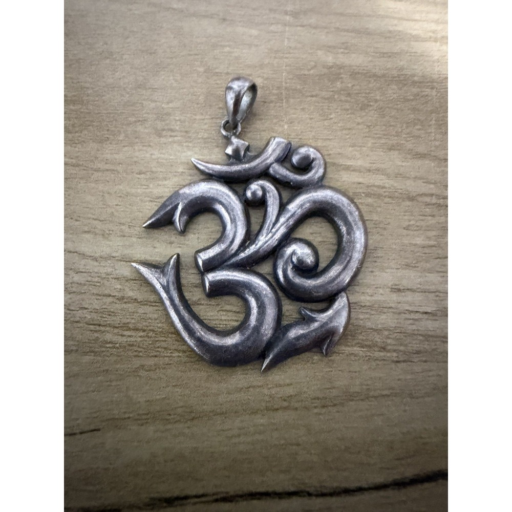 Stirling Silver Om Aum Symbol Buddhism Pendant Charm 925